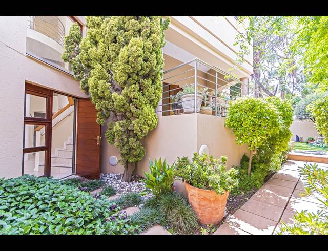 4 BEDROOM HOUSE FOR SALE IN BRYANSTON